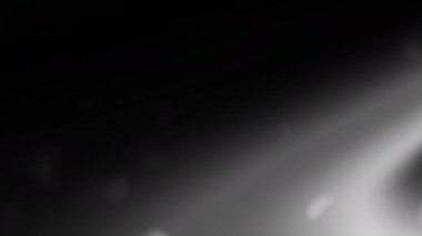 açık gri gradyan ve beyaz bulanık benekli siyah gradyan. Soyut arka plan web sitesi tasarımı veya minimalist grafik projeleri için uygundur.