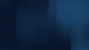 yumuşak ışık yansımaları ile pürüzsüz koyu mavi gradyan arkaplan lüks markalaşma tasarımları ve yeni yıl ve noel gibi küresel kutlamalar için mükemmeldir.