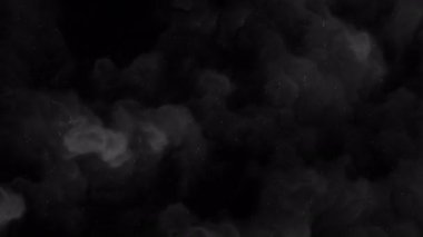 Yumuşak beyaz dumanlı siyah arkaplan ve hafif yüzen parçacıklar Cadılar Bayramı sineması veya ürkütücü temalar için dramatik ve ruhani bir görsel ideal yaratıyor.