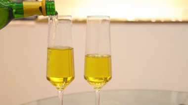 Şampanyaya yakın çekim 