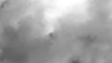 Beyaz arkaplanda sigara, duman arka planı, siyah beyaz arkaplan 