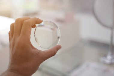 Gözlüklü lensler, gözlüklü lensler.