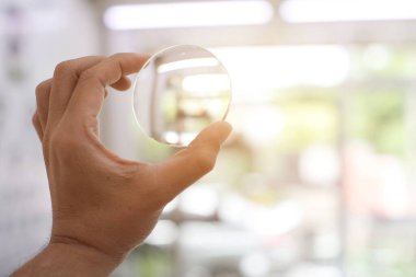 Gözlüklü lensler, gözlüklü lensler.