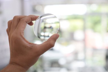 Gözlüklü lensler, gözlüklü lensler.