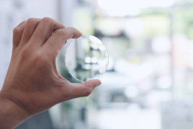 Gözlüklü lensler, gözlüklü lensler.