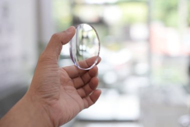 Gözlüklü lensler, gözlüklü lensler.