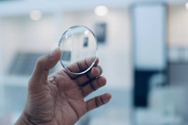 Gözlüklü lensler, gözlüklü lensler.