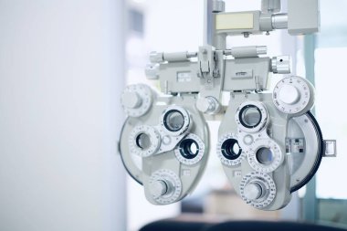 Phoropter göz testi, hastanelerdeki hastalar için göz ölçüm ekipmanı, göz muayenesi Phoropter kırıcı. 