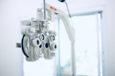 Phoropter göz testi, hastanelerdeki hastalar için göz ölçüm ekipmanı, göz muayenesi Phoropter kırıcı. 