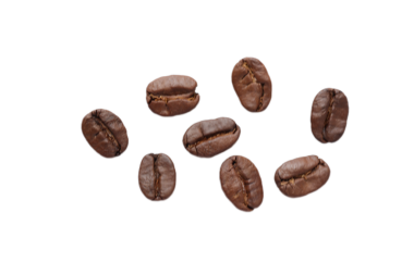 Kahverengi kahve çekirdekleri beyaz arka planda izole edilmiş. 