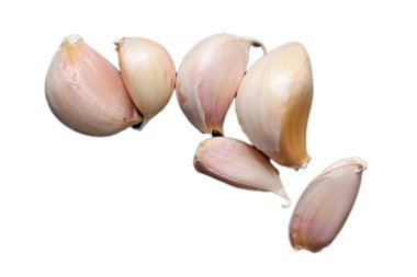 Beyaz arkaplanda sarımsak izole edilmiş. 