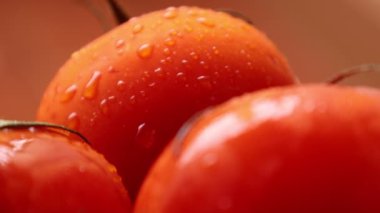 Damlalı domates, sebzeli domates. 