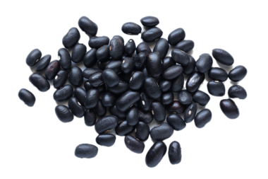 Siyah fasulye tohumları beyaz arkaplanda izole 
