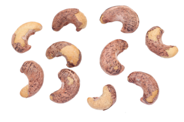 Ceviz fıstığı beyaz, fındık yiyeceği izole edilmiş. 