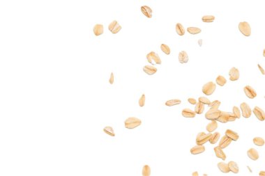 Beyaz arka planda yulaf ezmesi manzarası, yulaf ezmesi kahvaltısı. 