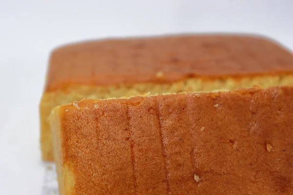 Beyaz Arka Planda Sağlıklı Yapımı Tereyağlı Kek Yapımı Pastalar Yakın — Stok fotoğraf