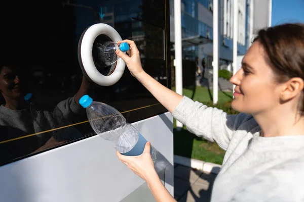 Woman Uses Self Service Machine Receive Used Plastic Bottles Cans — Stock Photo, Image