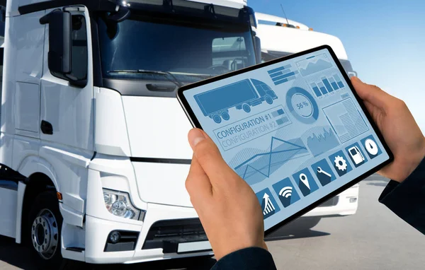 Manager Met Een Digitale Tablet Naast Vrachtwagens Vlootbeheer — Stockfoto