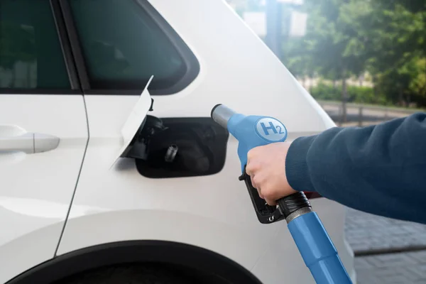 Man Fuels Car Hydrogen Clean Transportation Concept — Stock Photo, Image