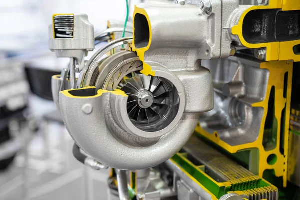 Zbliżenie Turbosprężarki Silnika Sekcji — Zdjęcie stockowe