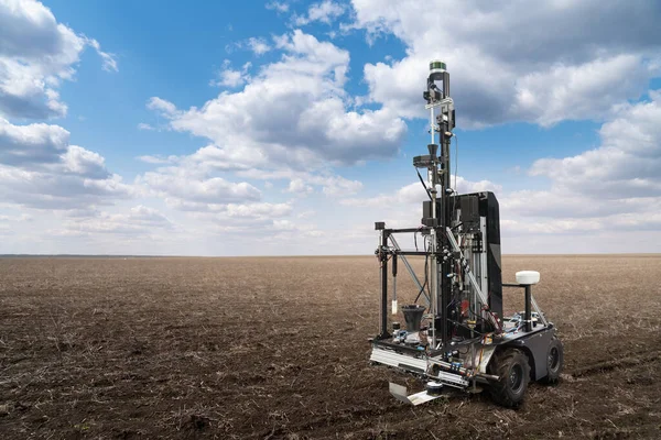 Autonóm Robot Talajminőség Mérésére Mezőgazdasági Területen Intelligens Gazdálkodás — Stock Fotó