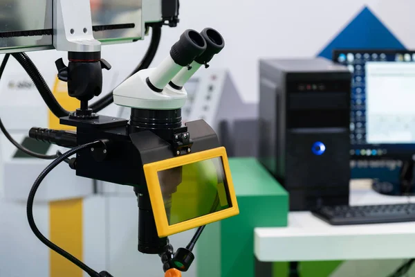 Optische Machine Voor Nauwkeurige Meting Van Deelgrootte Kwaliteitsevaluatie Een Slimme — Stockfoto