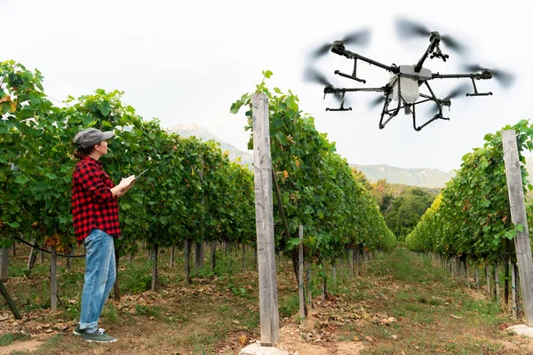 Woman Farmer Controls Drone Sprayer Tablet Smart Farming Precision Agriculture — Stock Photo, Image
