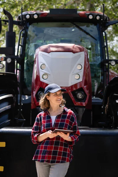 Woman Farmer Digital Tablet Background Agricultural Tractor — Fotografia de Stock