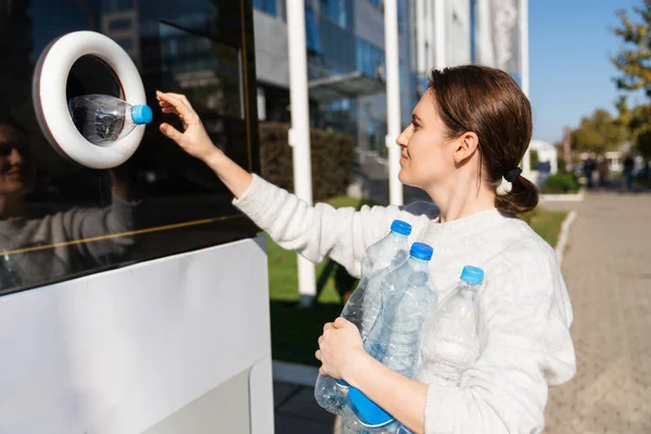 Woman Uses Self Service Machine Receive Used Plastic Bottles Cans — Stock Photo, Image