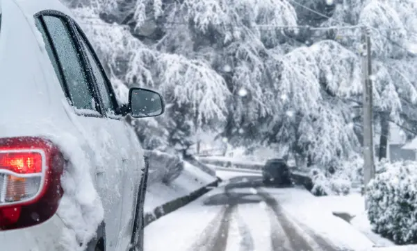 Car Driving Winter Road Blizzard — Stock Photo, Image
