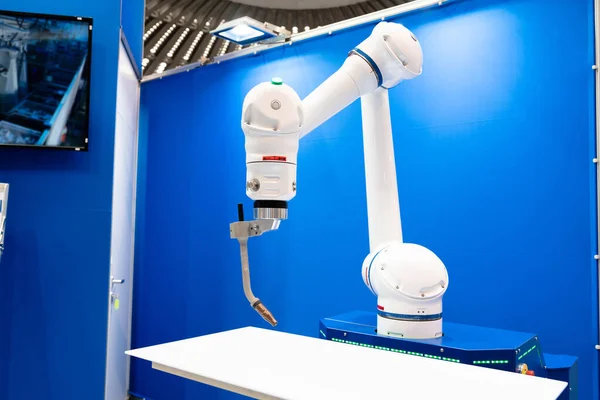 Automatische Lassen Robot Een Moderne Fabriek Werking — Stockfoto