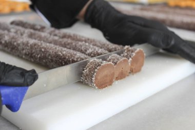 Lezzetli kurabiyelerden aşamalar yapmak