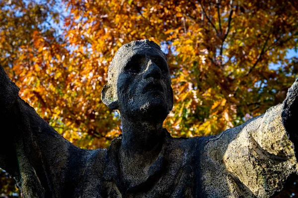 Estatua Bronce Del Inmigrante Irlandés Parque Irlandés Toronto Con Los —  Fotos de Stock
