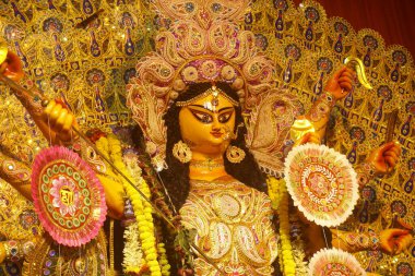 Durga Puja, Hindistan ve Batı Bengal 'in en büyük festivali. Bu puja UNESCO tarafından miras olarak ilan edildi..