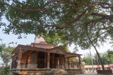 Huzurlu ve sessiz bir tapınak