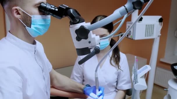 Ingrijirea Stomatologica Optima Pentru Sanatatea Orala Dinti Frumosi Zambete Sanatoase — Videoclip de stoc