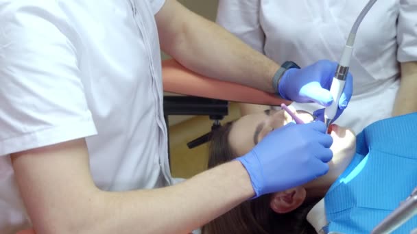 最適な口腔健康と美しい歯のための専門歯科ケア 健康的な笑顔 — ストック動画