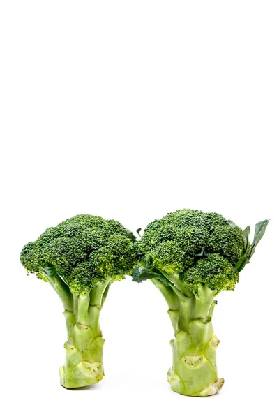 Beyaz Arka Planda Izole Edilmiş Taze Brokoli Kırpma Yolu Dahil — Stok fotoğraf