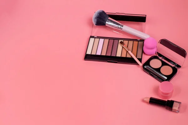 Skönhet Bakgrund Med Ansiktskosmetiska Produkter Med Tomt Kopieringsutrymme Makeup Hudvård — Stockfoto