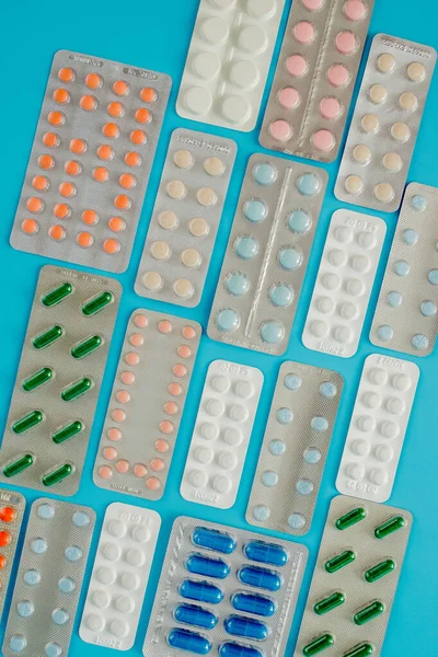 Colorido Tabletas Cápsulas Píldora Blister Embalaje Arreglado Con Hermoso Patrón — Foto de Stock