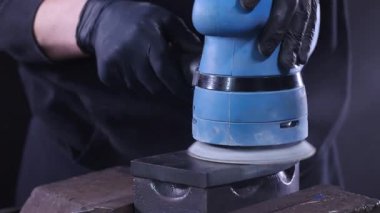 Çeşitli uygulamalar için etkili Güç Araçları kullanan Kesinlik Öğütme Süreci