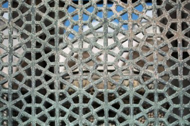 Metallere uygulanan Osmanlı sanat örnekleri