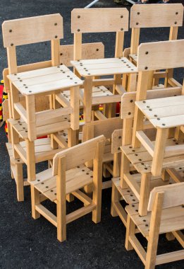 Mobilya görünümünde dekoratif sandalye nesnesi