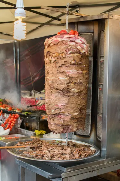 Geleneksel Türk Donör Kebabı direkte