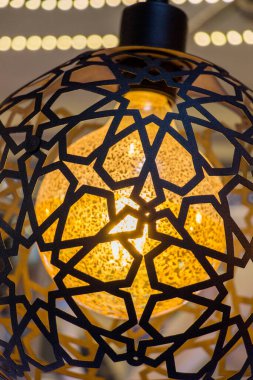 Eski Osmanlı tarzı tavan lambaları iç dekorasyon için