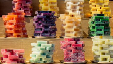 Kokulu el yapımı organik sabun koleksiyonu