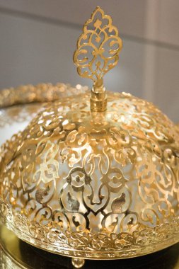 Taditional Türk metal plakalar pazarda