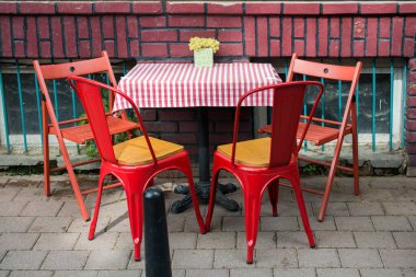 Mobilya görünümünde dekoratif sandalye nesnesi