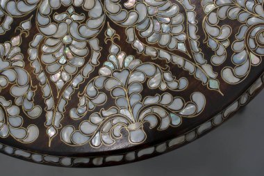 Osmanlı sanatı İnci kaküllerin Anası örneğidir