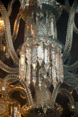 Dekoratif stil filament ampulleri görünürde